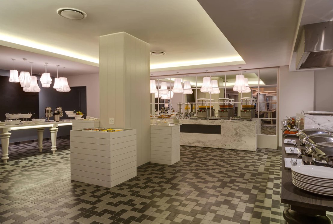 Protea Hotel Cape Town Sea Point thumbnail 6